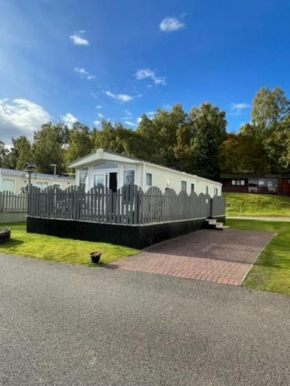 Freedom Lodge-Aviemore with FREE Starlink Superfast broadband 150mbps - All bedding and towels included - Pet Free
